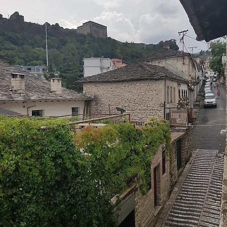 Eva Guesthouse Gjirokastër Exterior foto